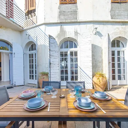 Garavan, Paradis Face A La Menton