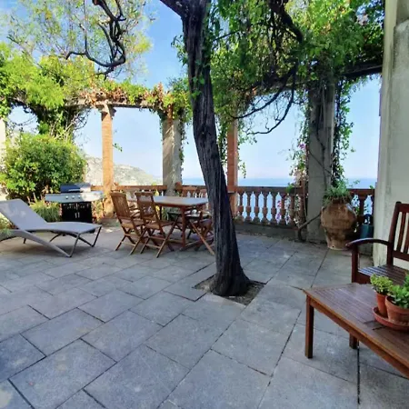 Casa de Férias Garavan, Paradis Face A La *