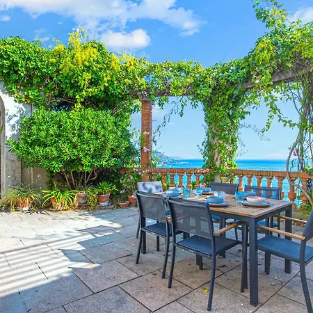 Garavan, Paradis Face A La Hébergement de vacances *