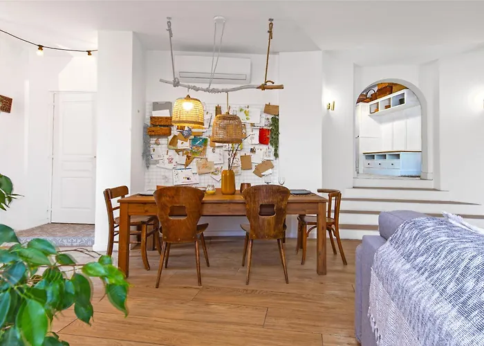 Holiday home Garavan, Paradis Face A La Menton