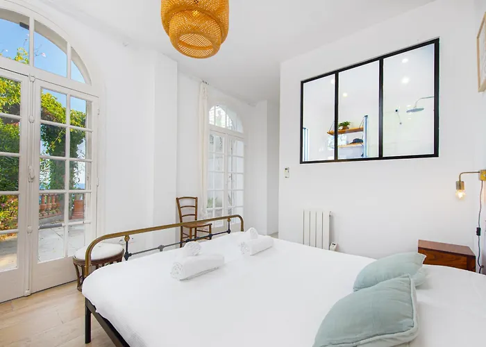 Garavan, Paradis Face A La Tatil Evi *