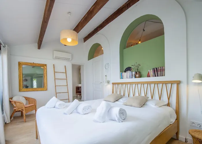 Garavan, Paradis Face A La Menton