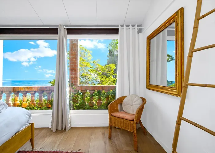 Garavan, Paradis Face A La Tatil Evi