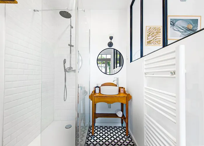 Garavan, Paradis Face A La